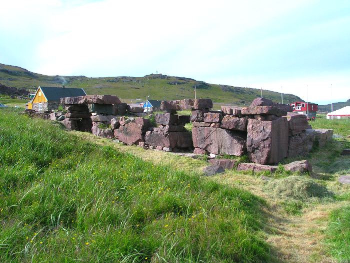 Руины поселения викингов